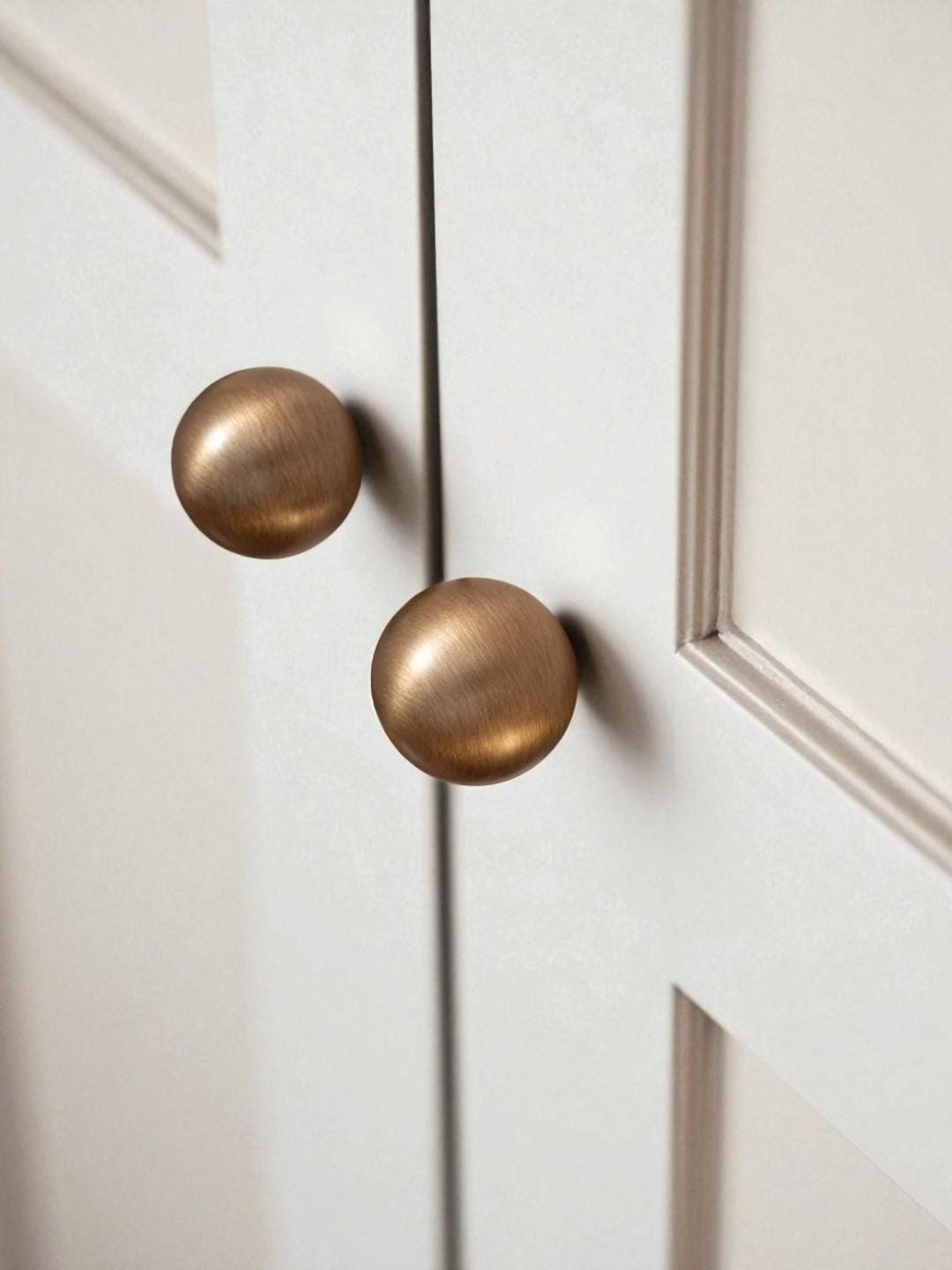 Antique Brass Round Knobs: Solid Vintage Cabinet & Dresser Hardware - Image 5