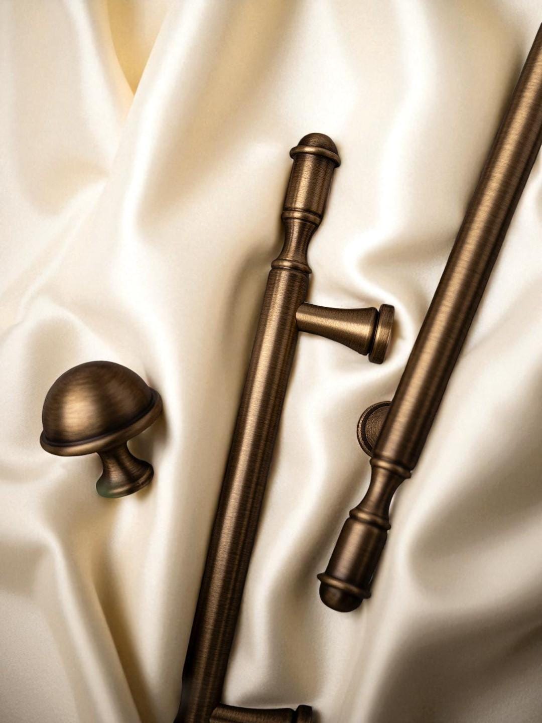 Antique Solid Brass Handles – Vintage Kitchen Cabinet Pulls for Wardrobe, Furniture - Image 3